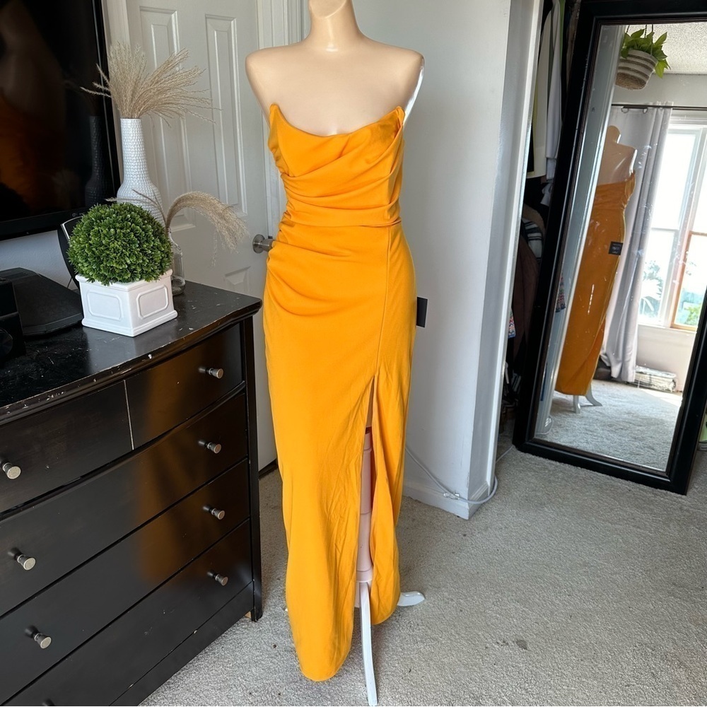 LULU’S MALIA RUCHED STRAPLESS MAXI DRESS - Picture 5 of 16